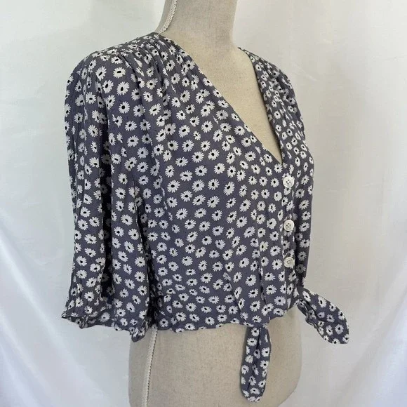 Faithfull The Brand x Anthropologie Danica Floral Tie Front Crop Top 10 - Picture 4 of 7